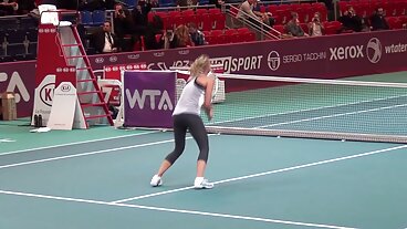 Красавицата порно аматьори Хейли Рийд харесва зяпналото си дупе!