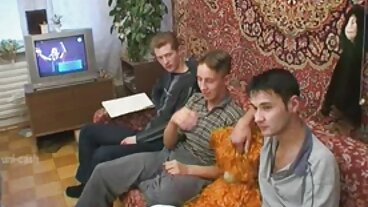 Две блондинки се ближат, порно клипове на живо смучат и се чукат