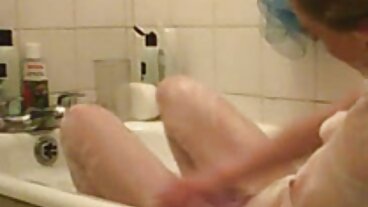 Cumming право върху нейните sex klipove onlain подобрени цици