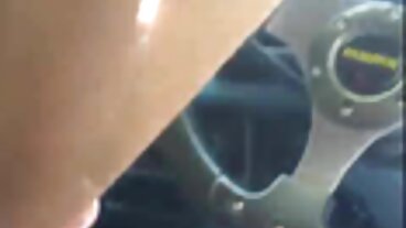 Маниакът Джорди оре майката на най-добрия приятел порно клипове онлайн Джорджи Лайъл